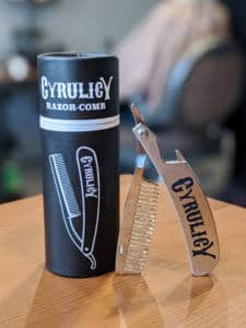 Kieszonkowy grzebień do brody